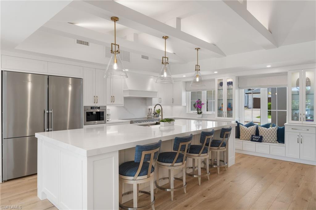 ROYAL HARBOR - Residential