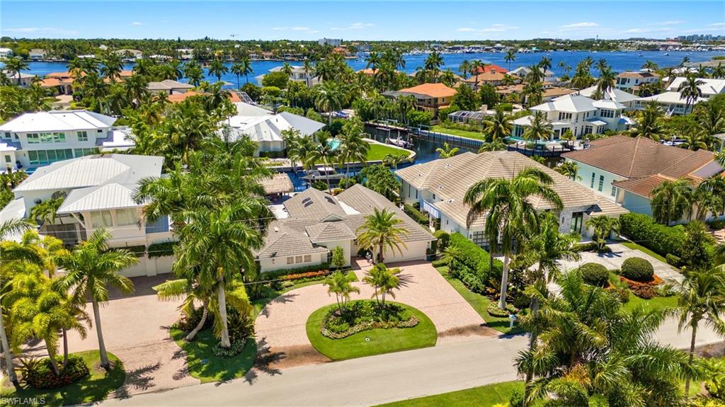 ROYAL HARBOR - Residential