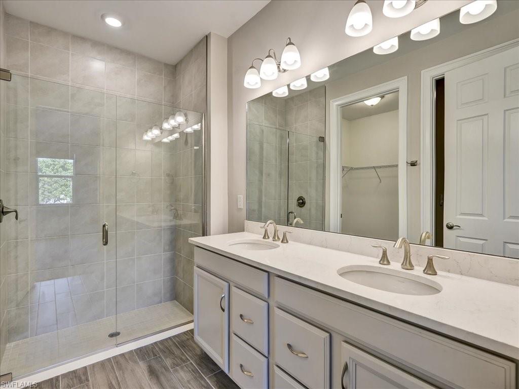 ENBROOK - Residential