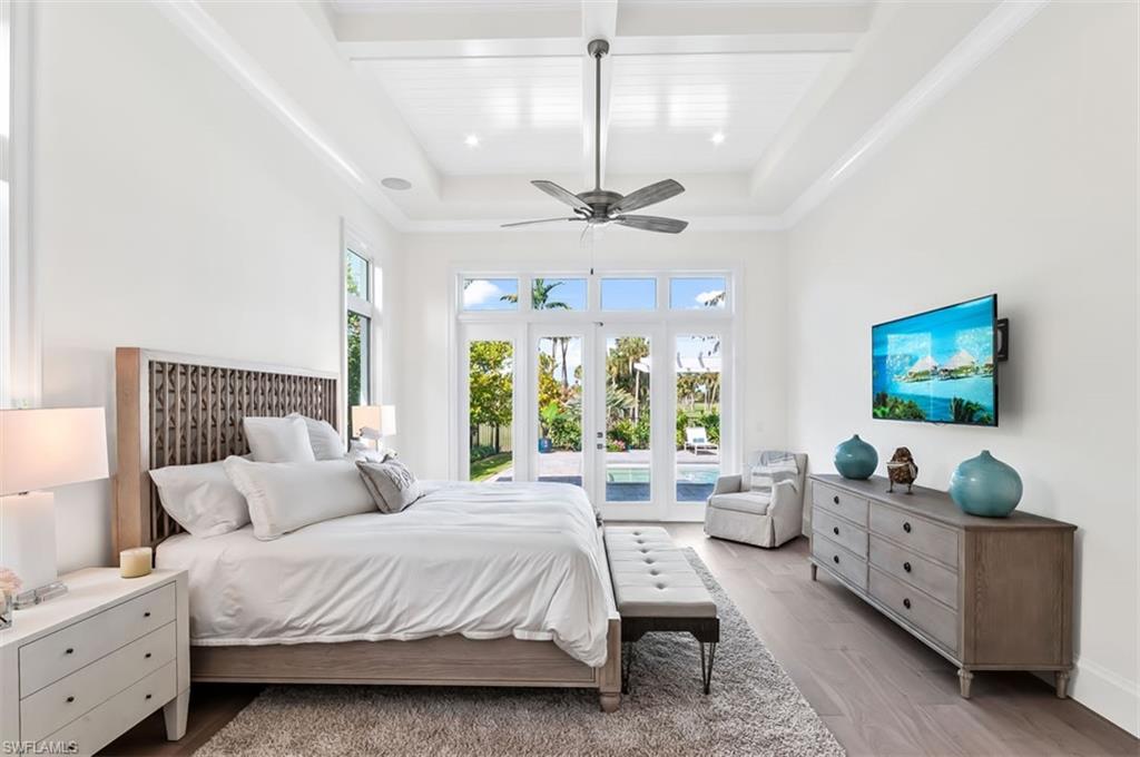 MOORINGS - Residential