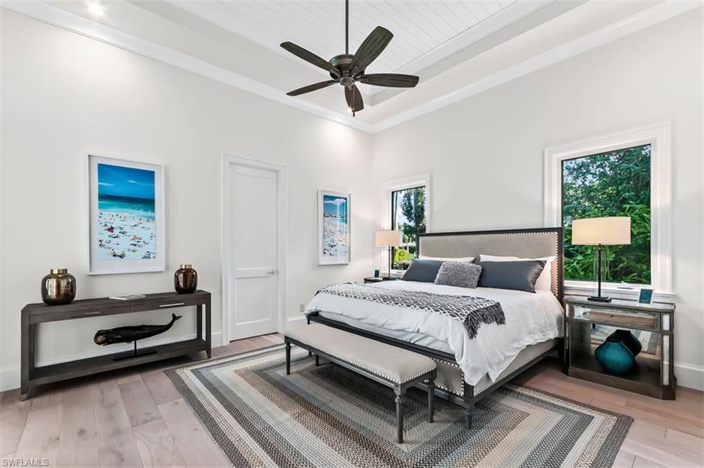 MOORINGS - Residential