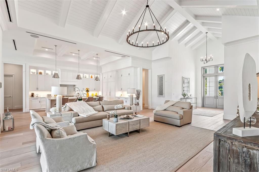 MOORINGS - Residential