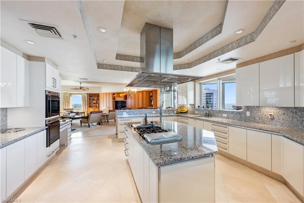 8477 Bay Colony DR PH17