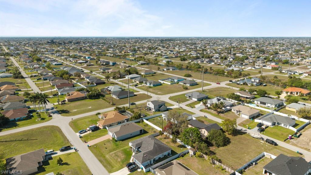 CAPE CORAL - Residential