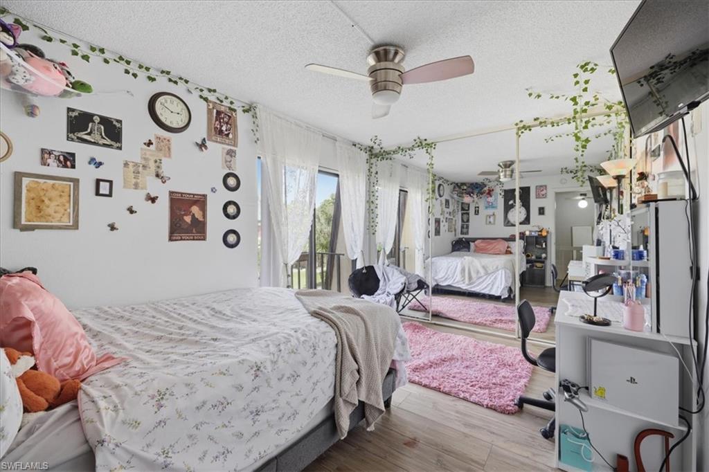 PARKWOODS TOWNHOUSE COMMUNITY - Residential