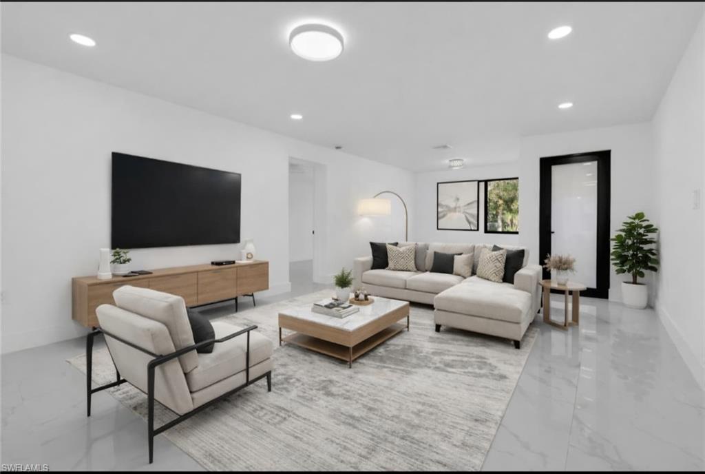 FORT MYERS - Residential