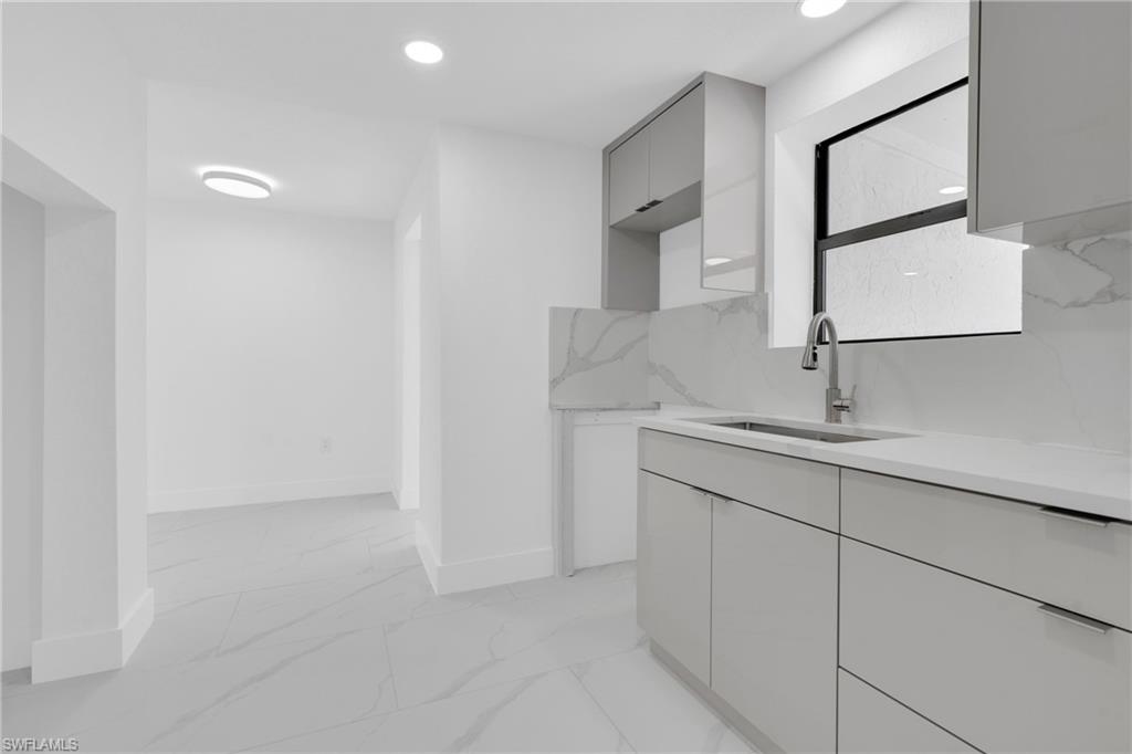 FORT MYERS - Residential