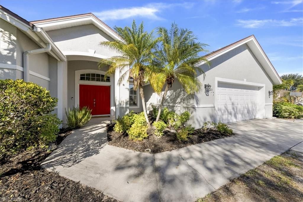 Photo of 297 Sawgrass CT, NAPLES, FL 34110 (MLS # 226005126)
