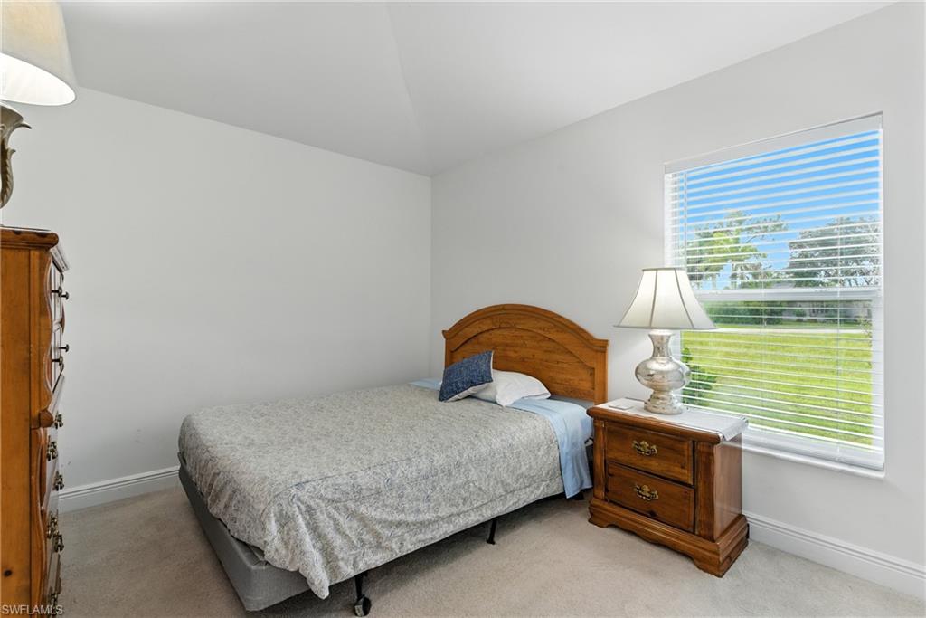 THE CAYS - Residential