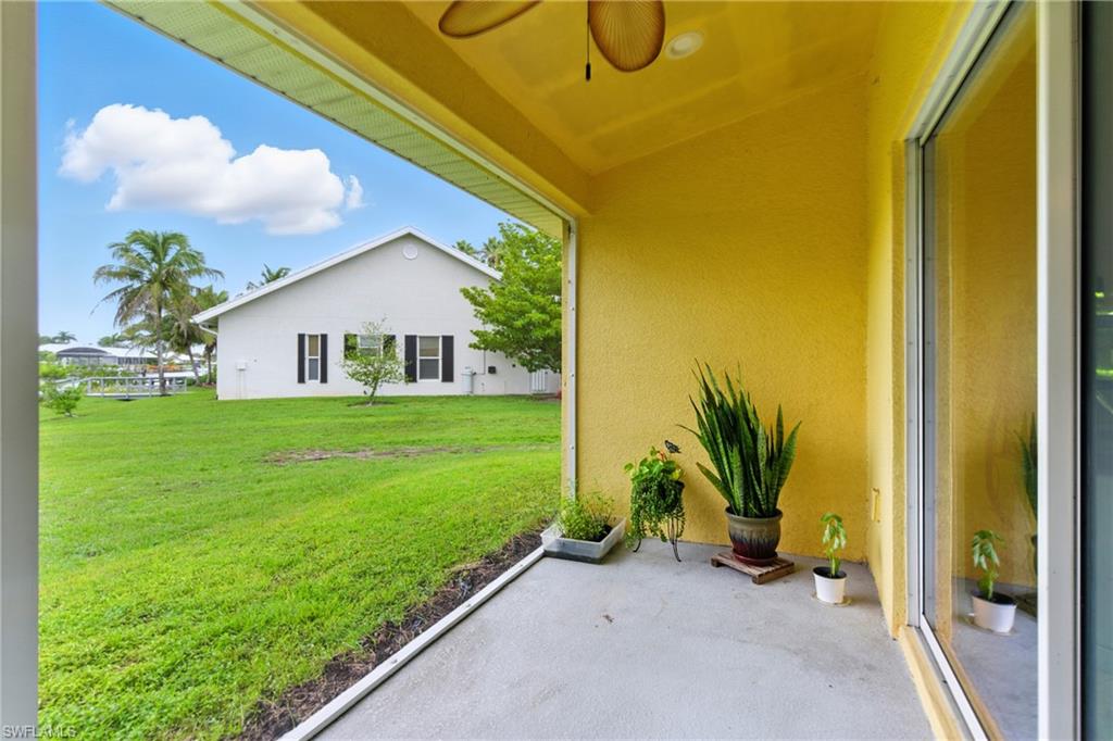 THE CAYS - Residential