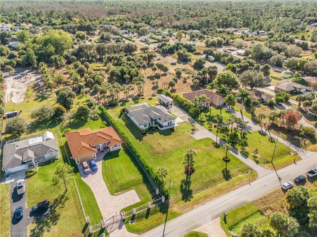 GOLDEN GATE ESTATES - Residential