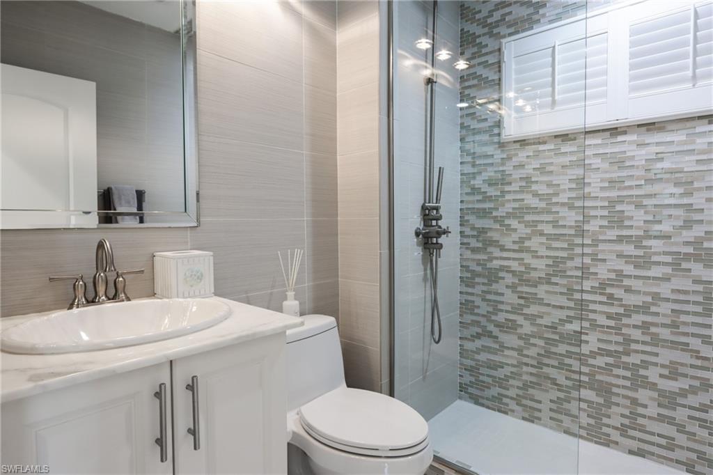 OLDE NAPLES - Residential Lease