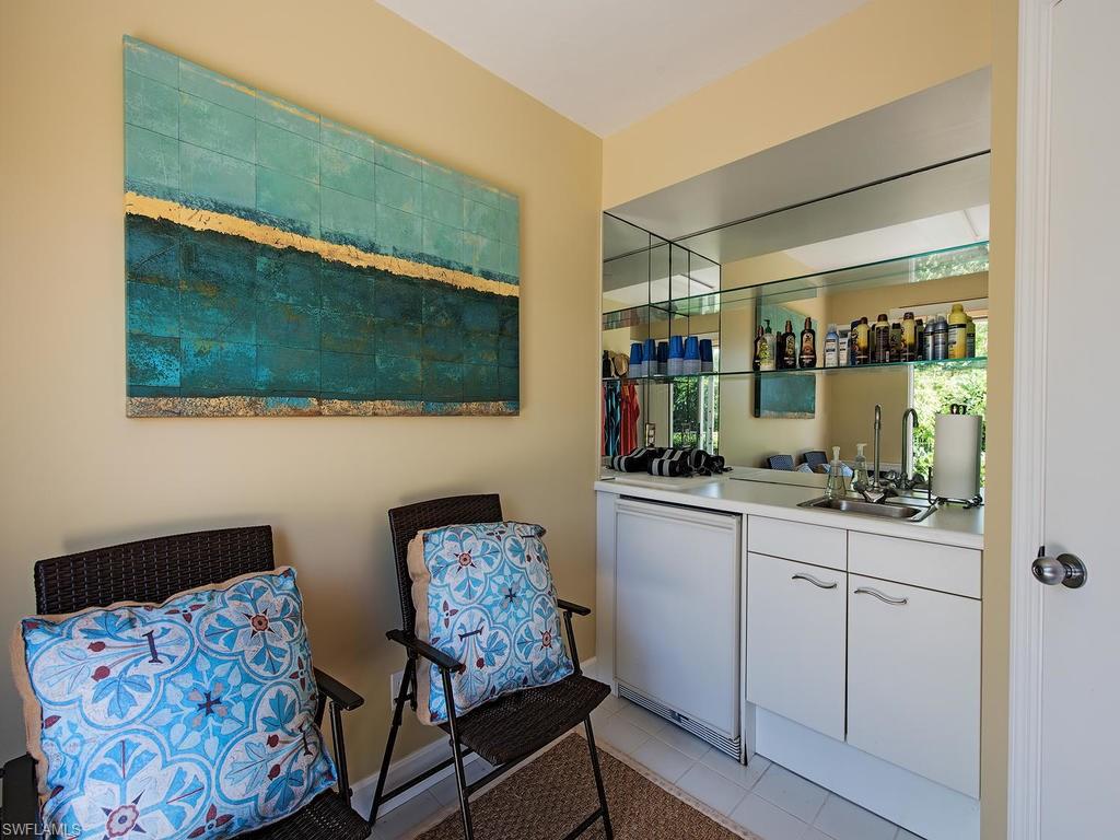 CONTESSA AT BAY COLONY - Residential