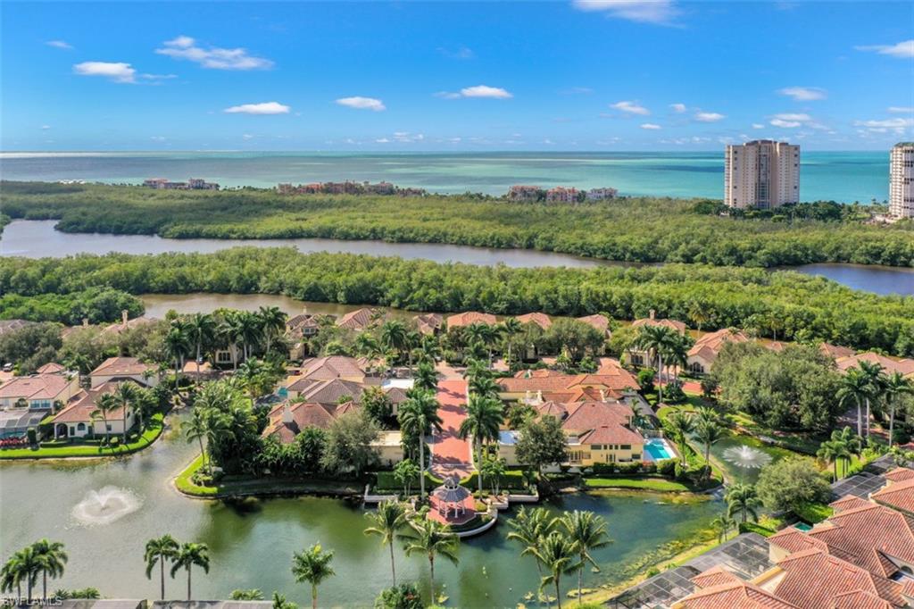 VIZCAYA AT BAY COLONY - Residential