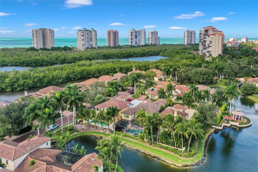 VIZCAYA AT BAY COLONY - Residential