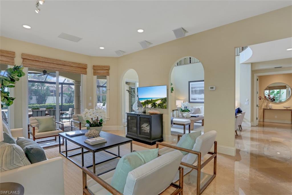 VIZCAYA AT BAY COLONY - Residential