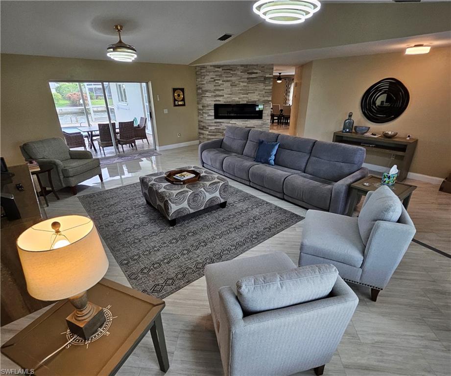 CAPE CORAL - Residential Lease