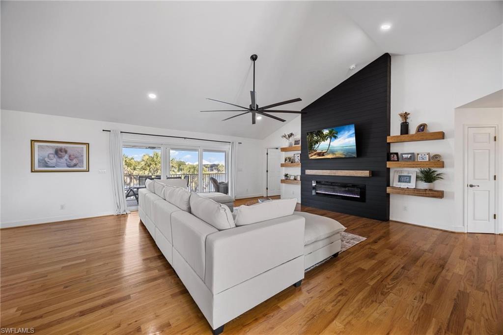 LAKE MUREX - Residential