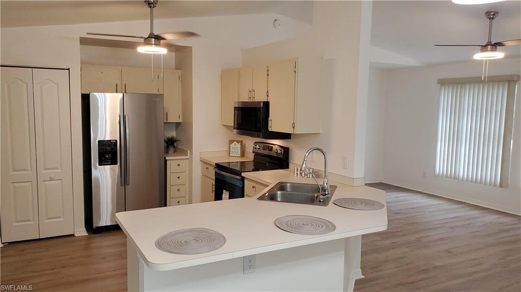 GOLDEN GATE ESTATES - Residential