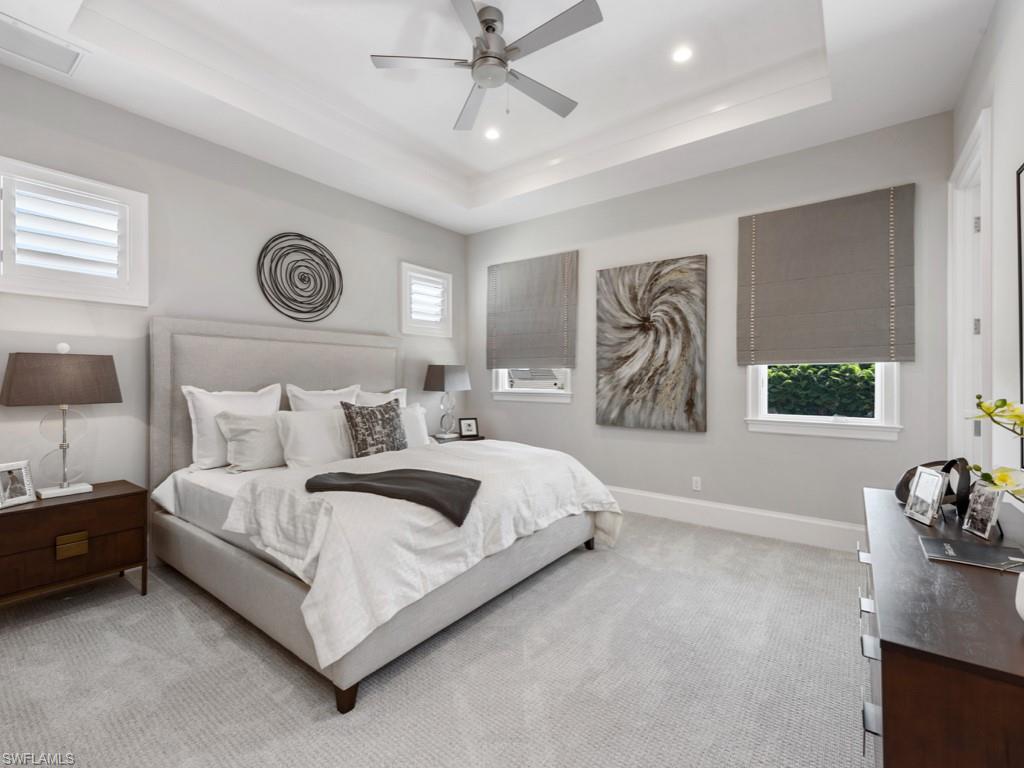 WINDWARD ISLE - Residential