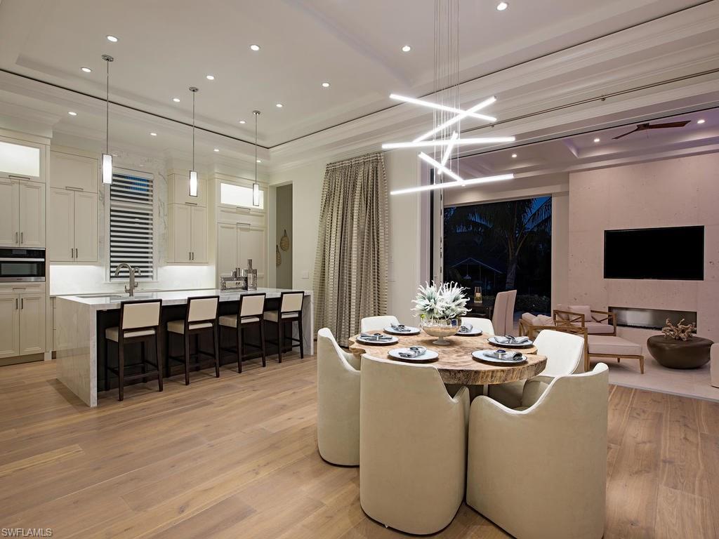 AQUALANE SHORES - Residential