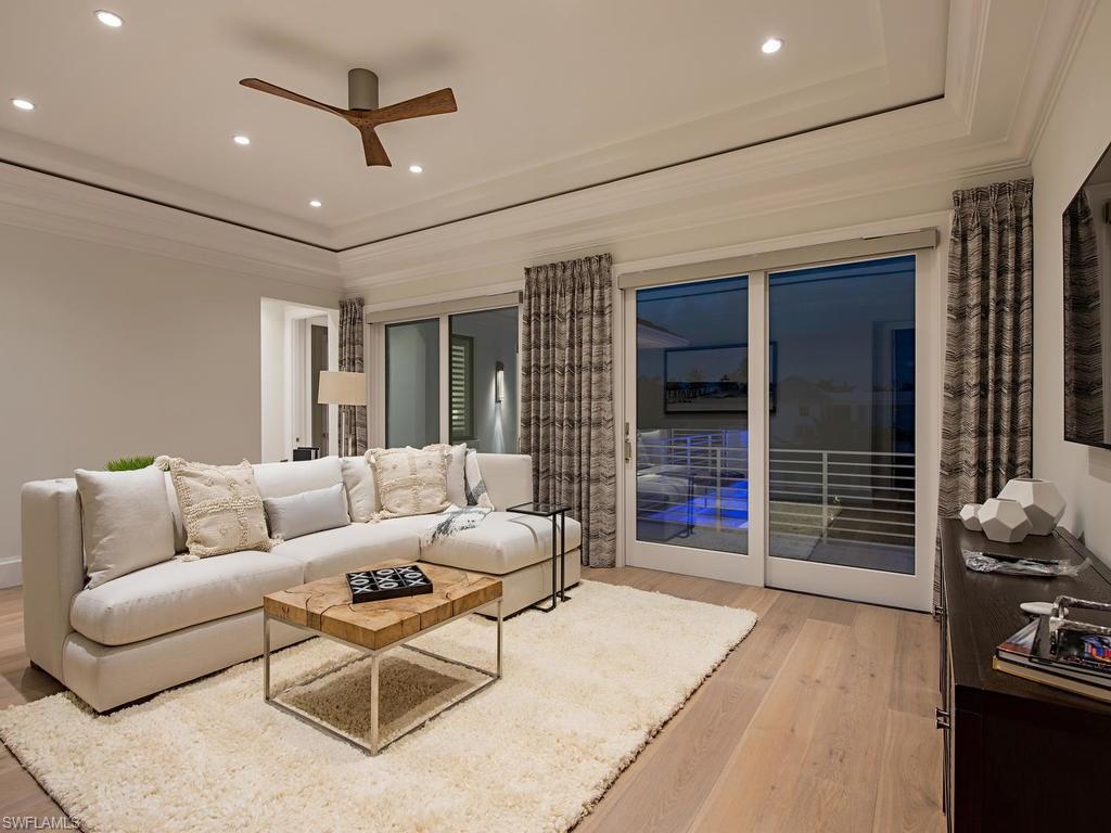 AQUALANE SHORES - Residential