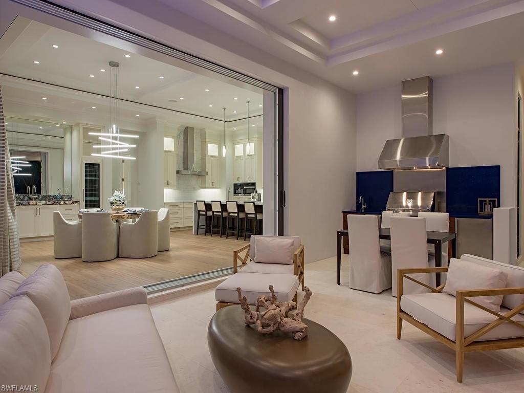 AQUALANE SHORES - Residential