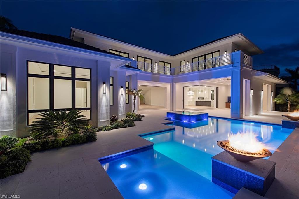 AQUALANE SHORES - Residential