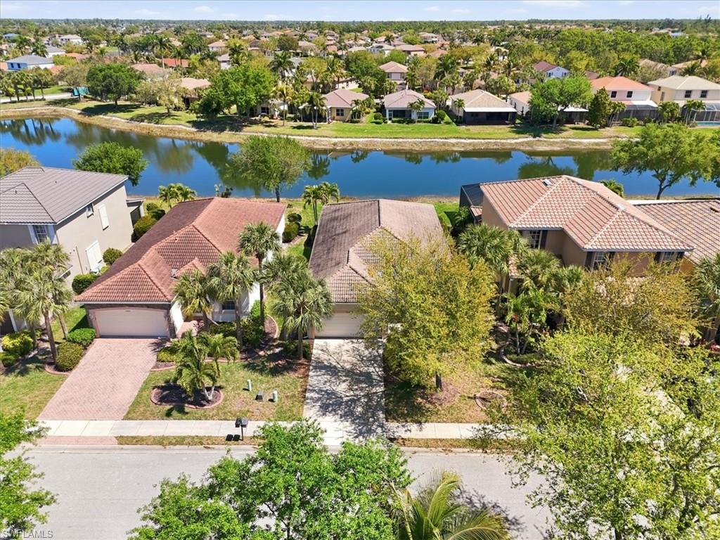 CORAL LAKES - Residential