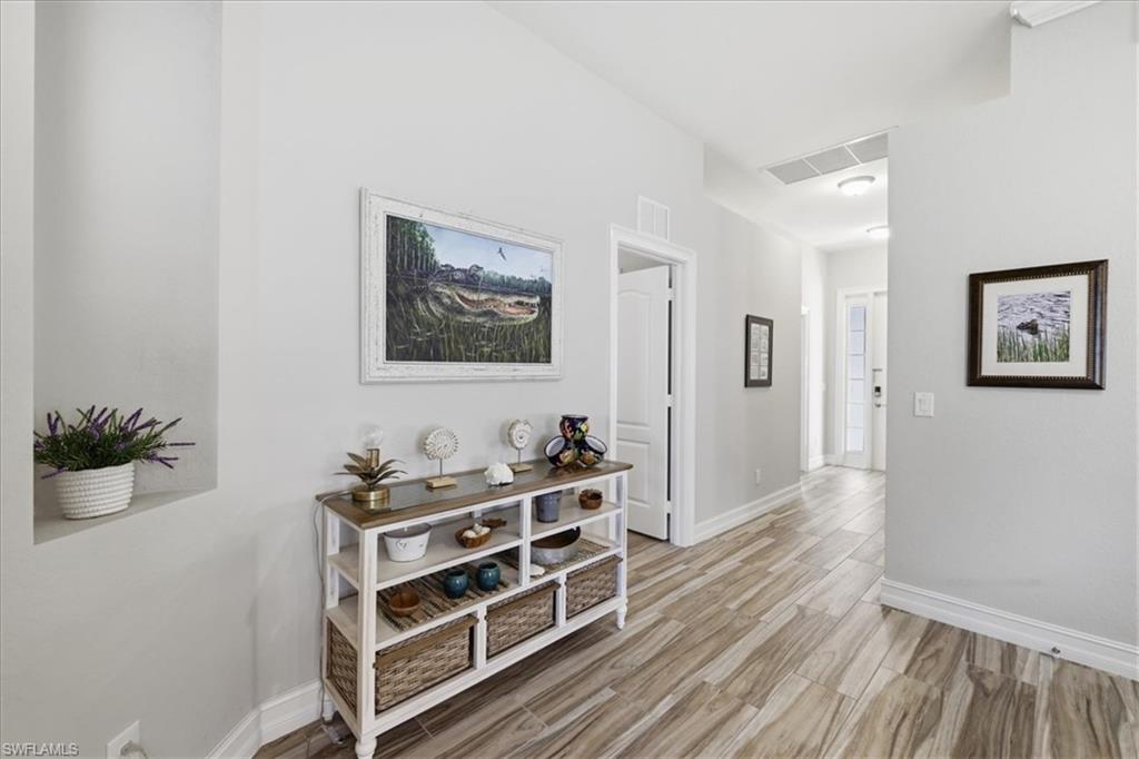 CORAL LAKES - Residential