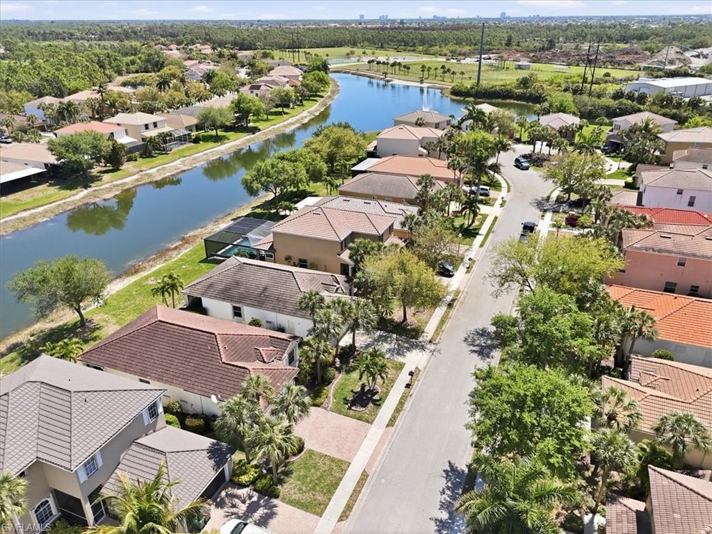 CORAL LAKES - Residential
