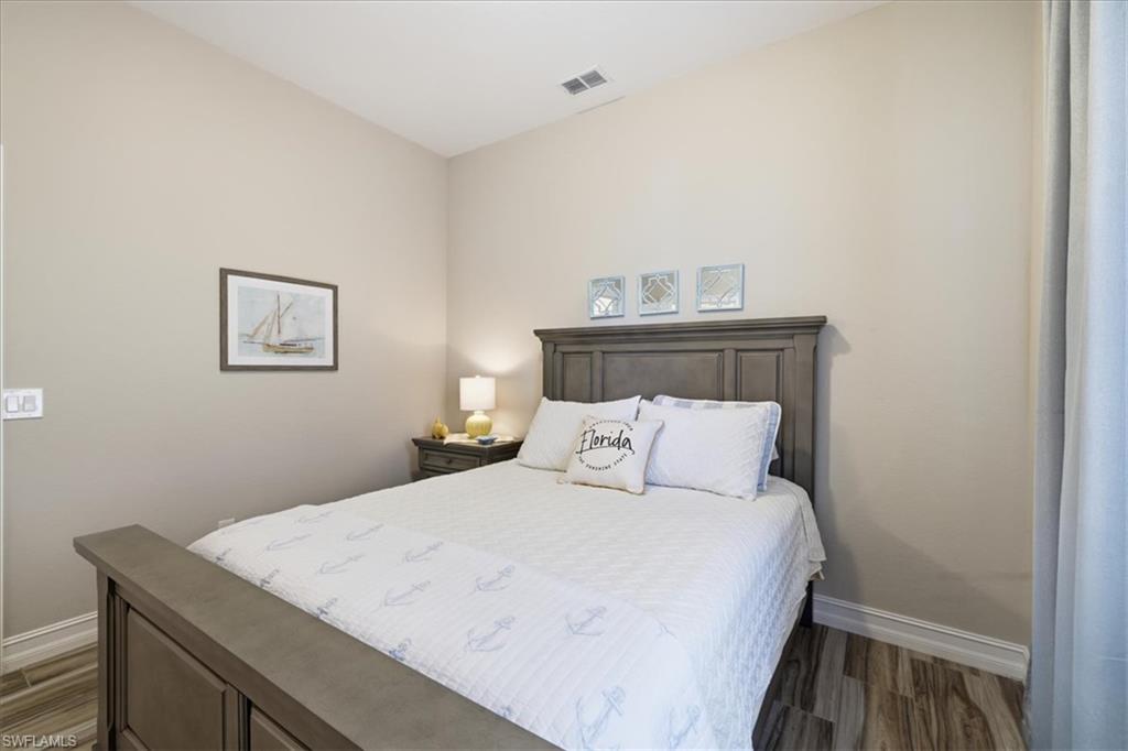 CORAL LAKES - Residential