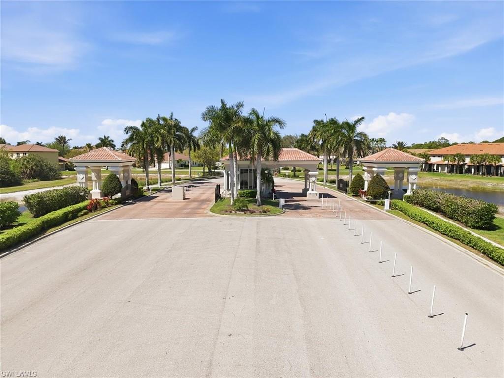 CORAL LAKES - Residential