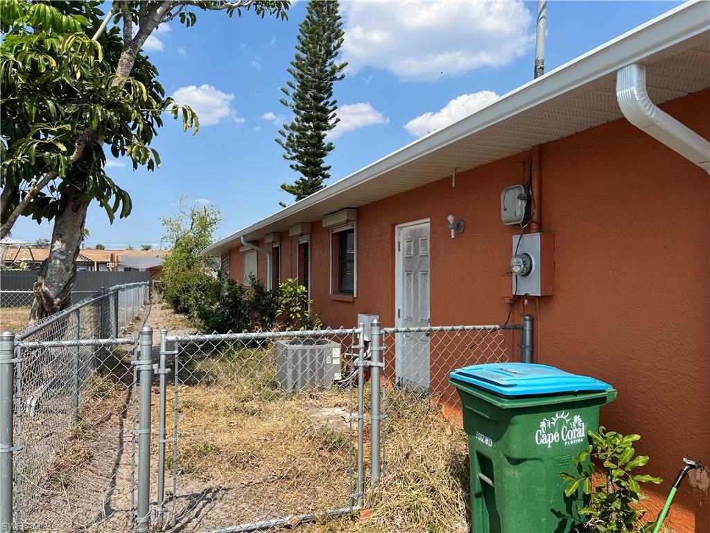 3805 SE 10th AVE