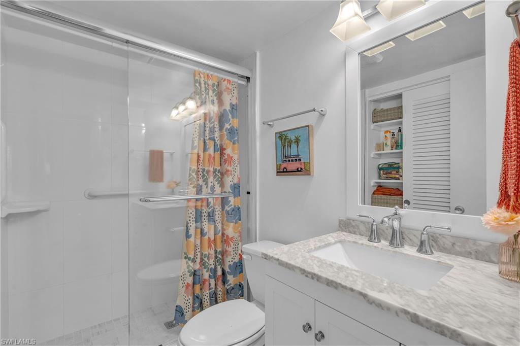 2064 Alamanda DR 7