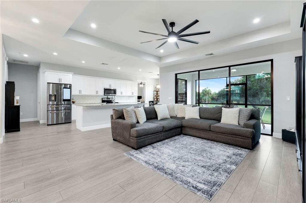 GOLDEN GATE ESTATES - Residential