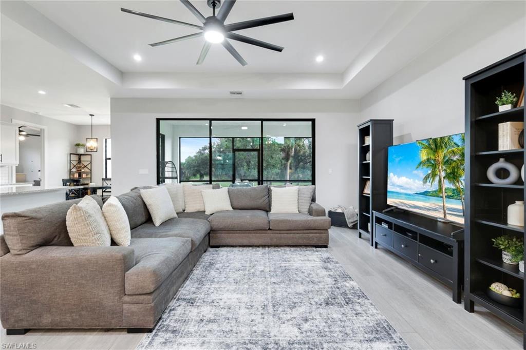 GOLDEN GATE ESTATES - Residential