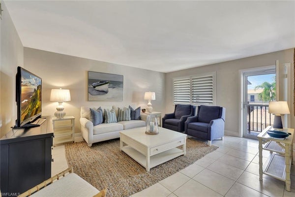 766 CENTRAL AVE APT 304, NAPLES, FL 34102 - Image 59d7b2b3bee480b7ca37fabc9be22d74/741624501