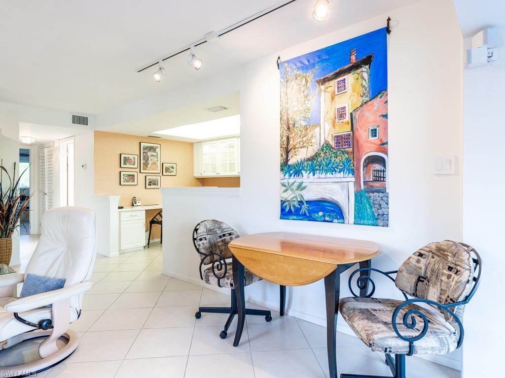 SPANISH CAY CONDO - Residential