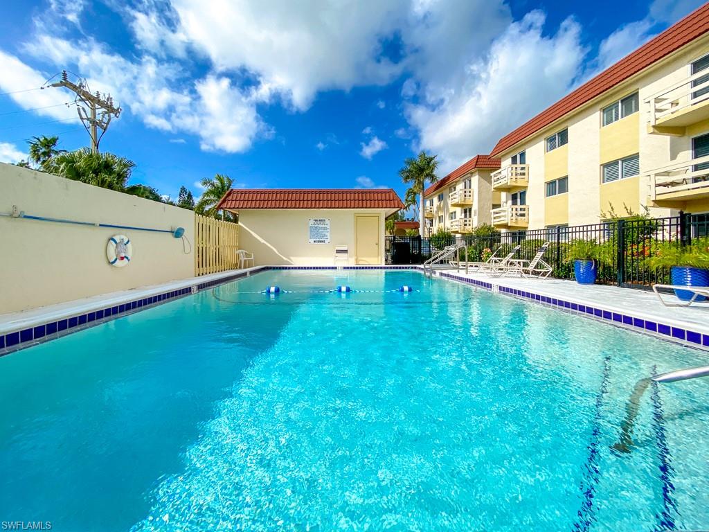 SPANISH CAY CONDO - Residential