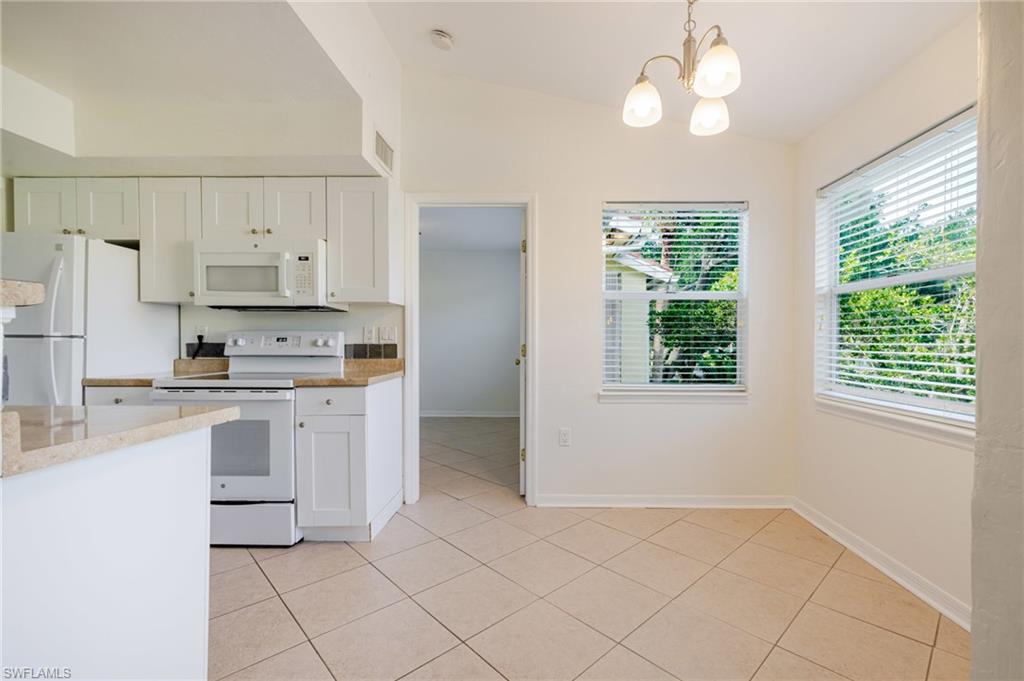 VENETIAN PALMS - Residential