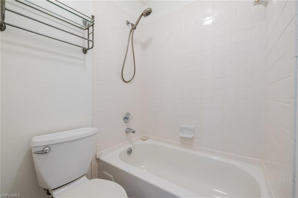 VENETIAN PALMS - Residential