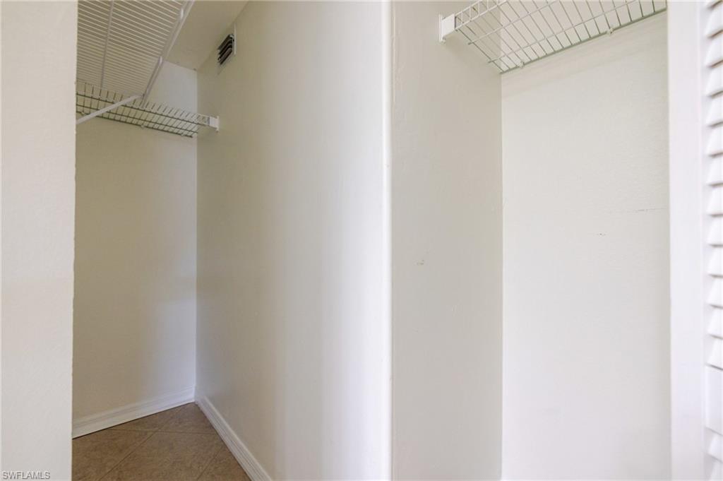 VENETIAN PALMS - Residential