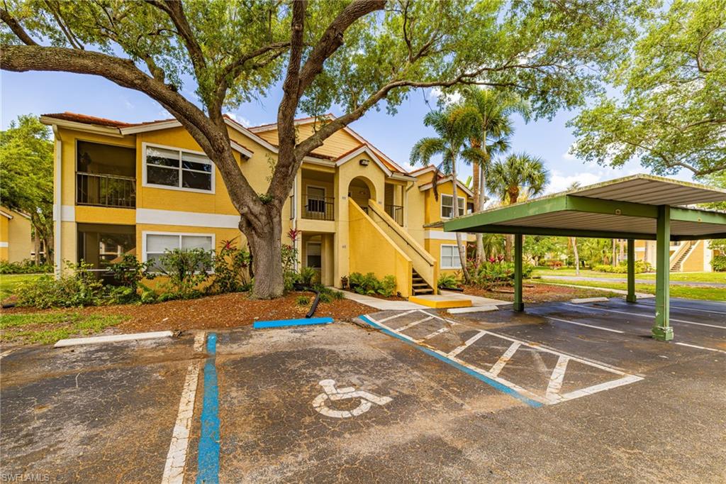 VENETIAN PALMS - Residential