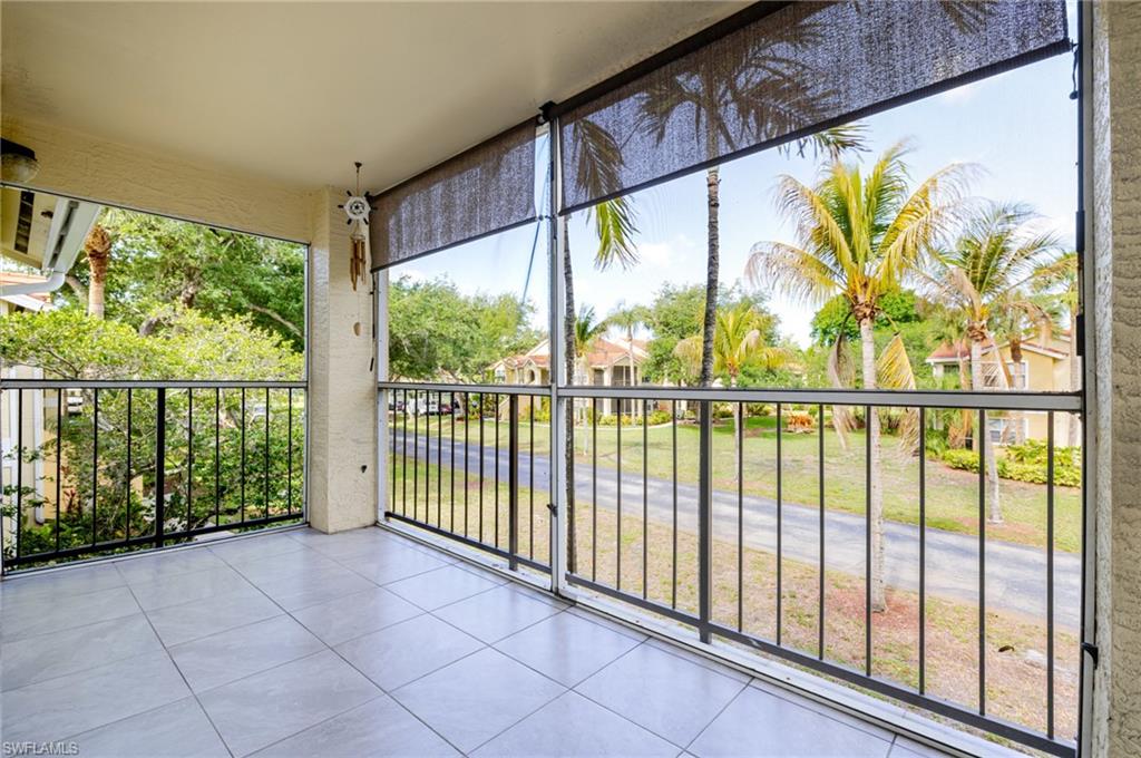 VENETIAN PALMS - Residential