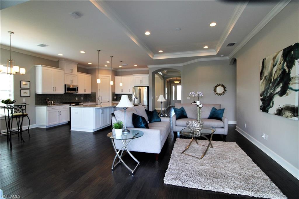 ESPLANADE - Residential