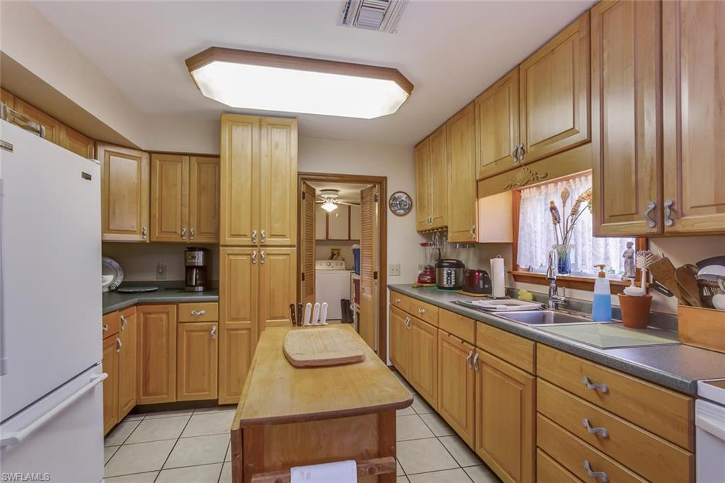 AVALON ESTATES - Residential