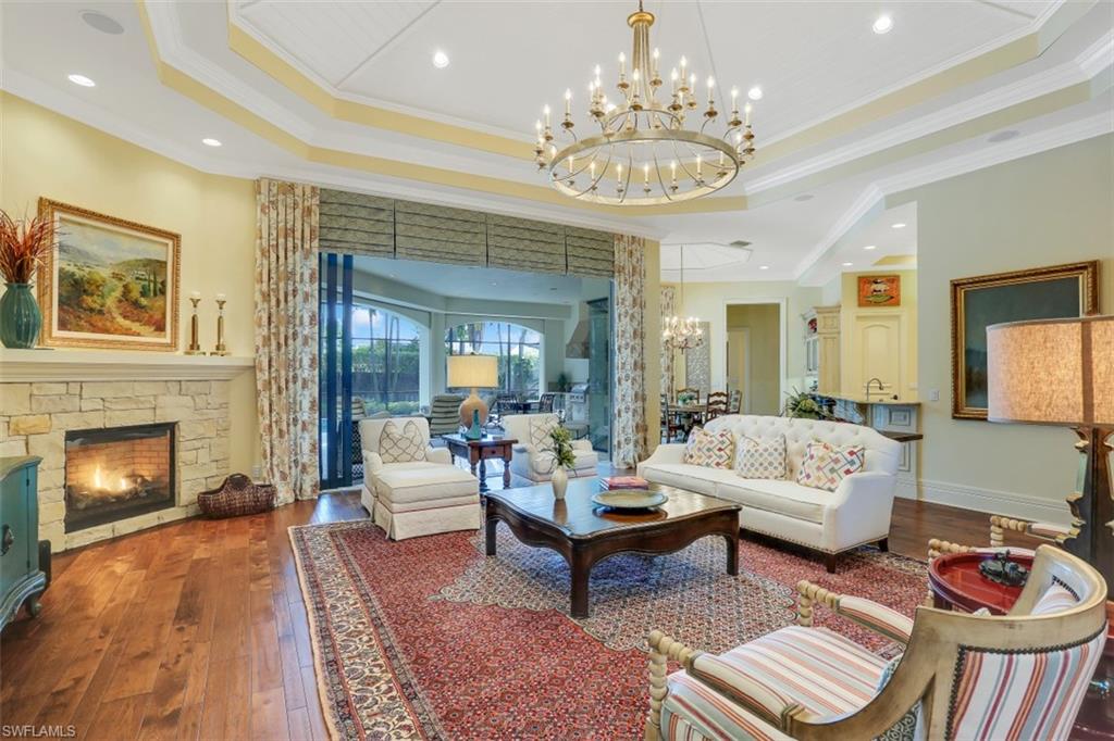 MOORINGS - Residential