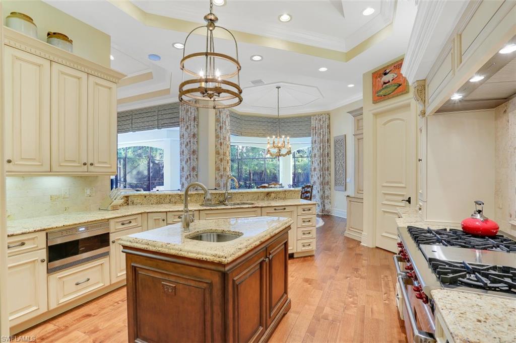 MOORINGS - Residential