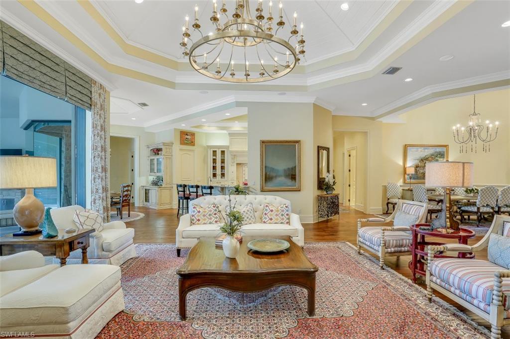 MOORINGS - Residential